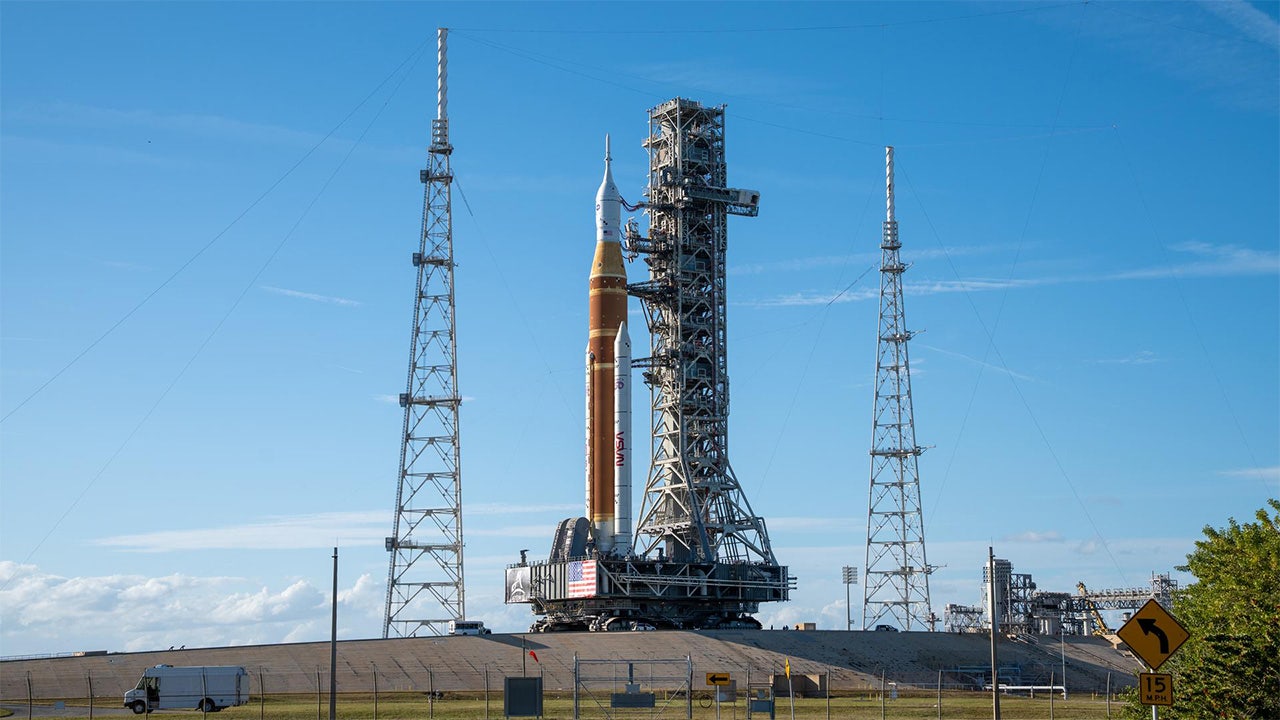 Artemis II rollback: NASA moves rocket off launch pad to fix helium ...