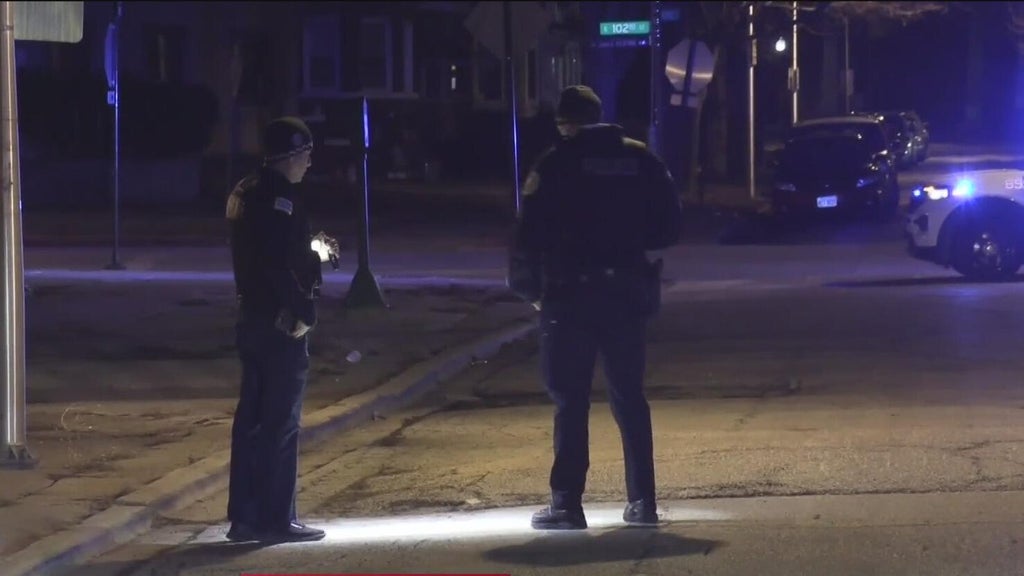 Woman killed, another hurt in drive-by shooting on Chicago's Far South ...