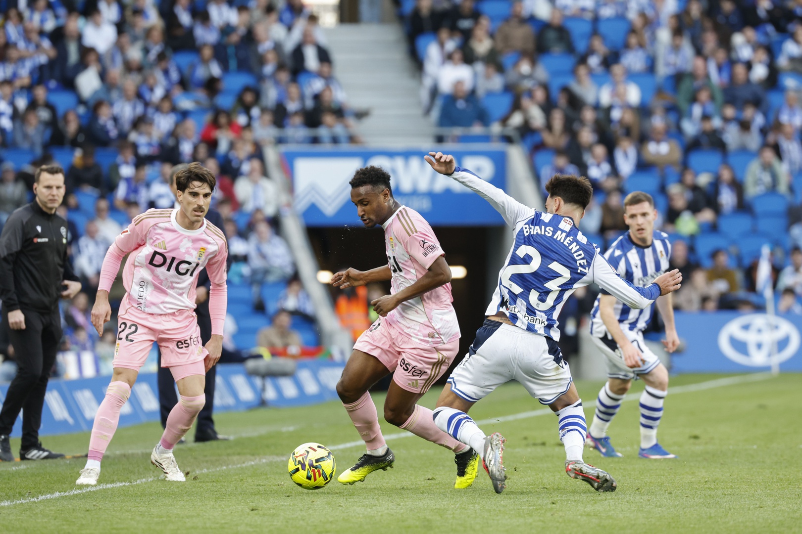 3-3. La locura final en Anoeta se salda con un empate