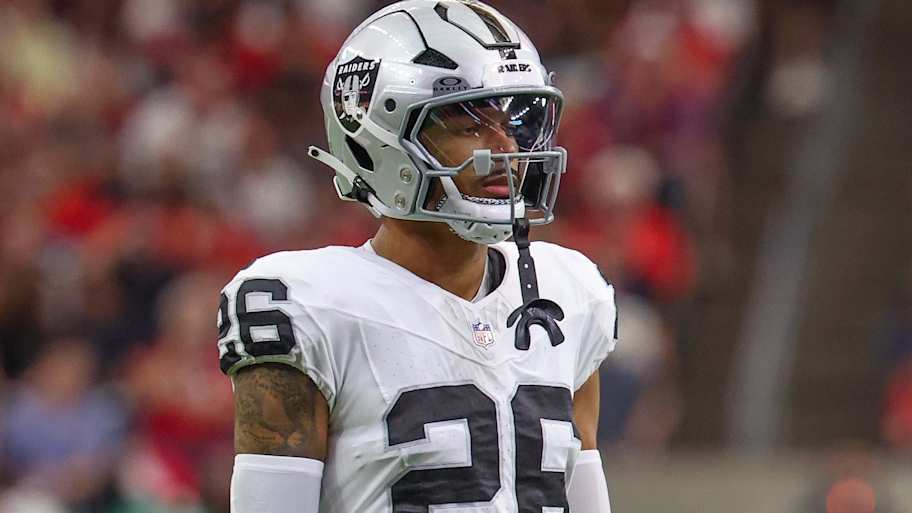 How Raiders can properly prioritize their roster needs