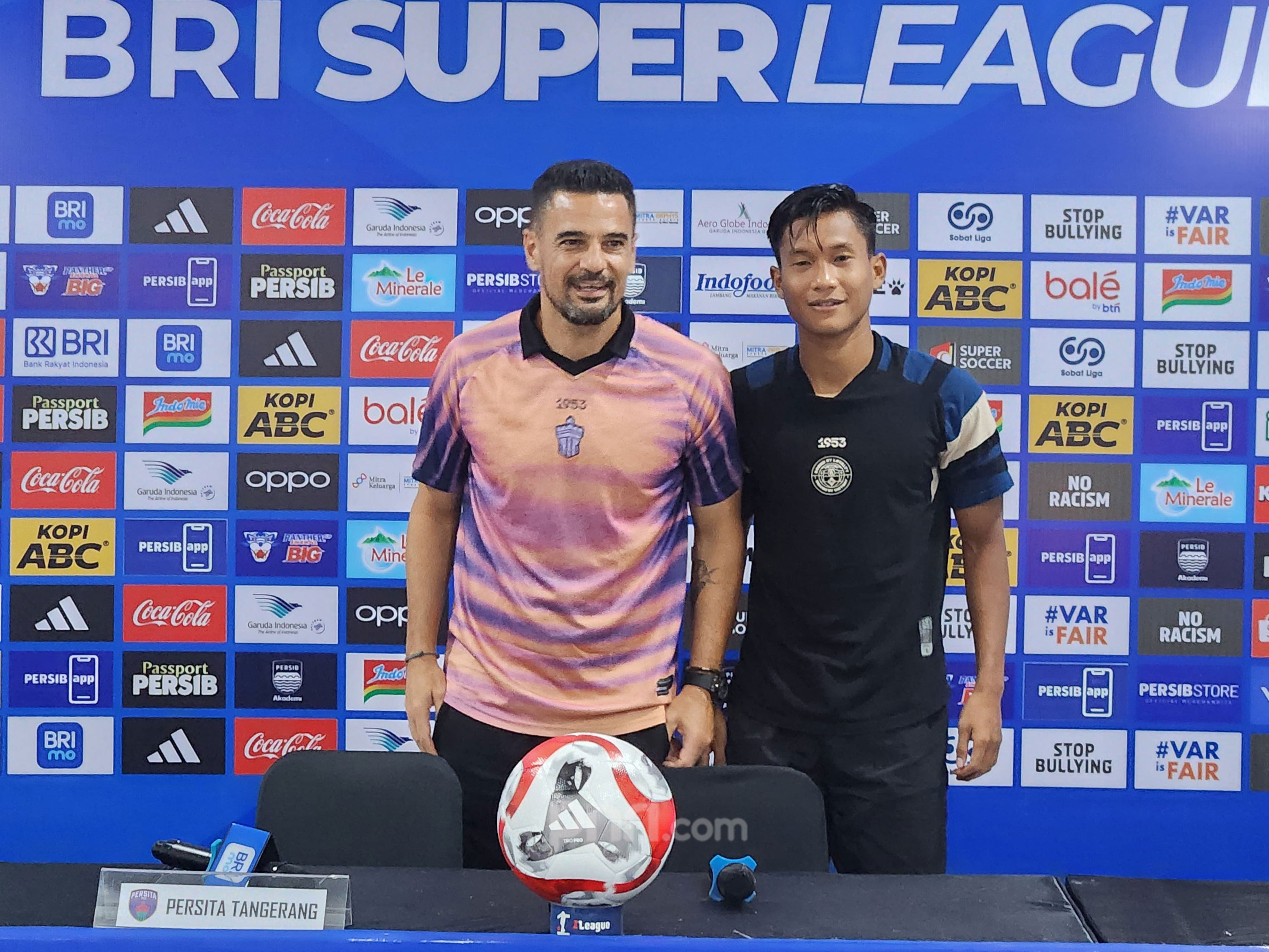 Stadion Gelora Bandung Lautan Api (GBLA) menjadi saksi duel Persib vs Persita