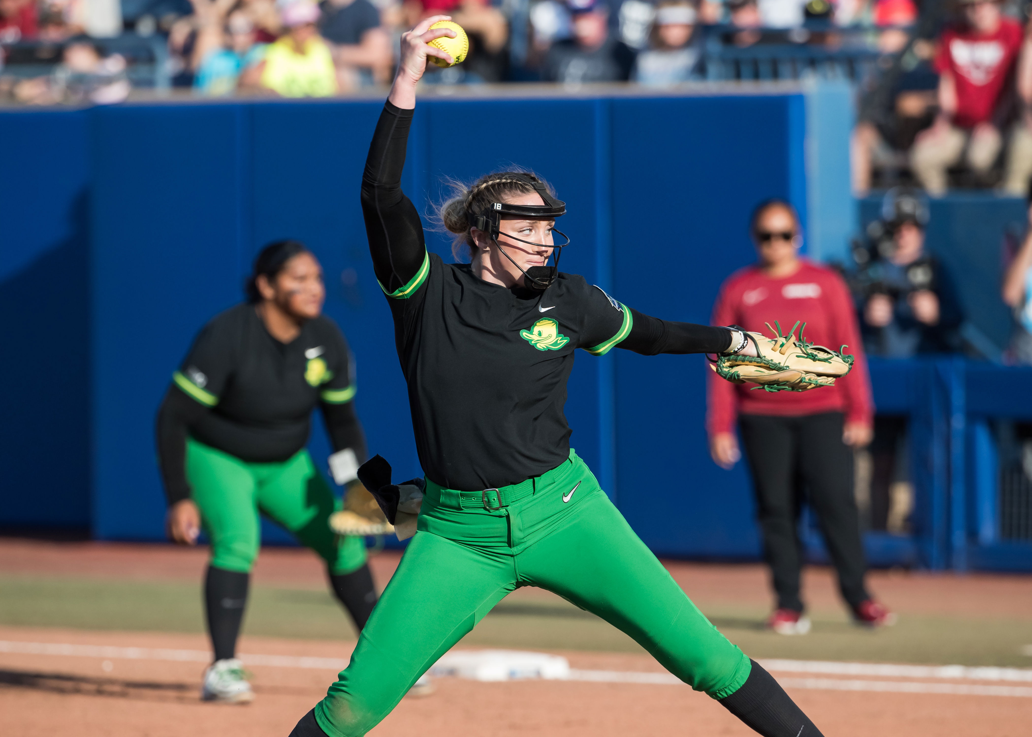 Oregon softball comes from behind to beat #14 Duke in extra innings