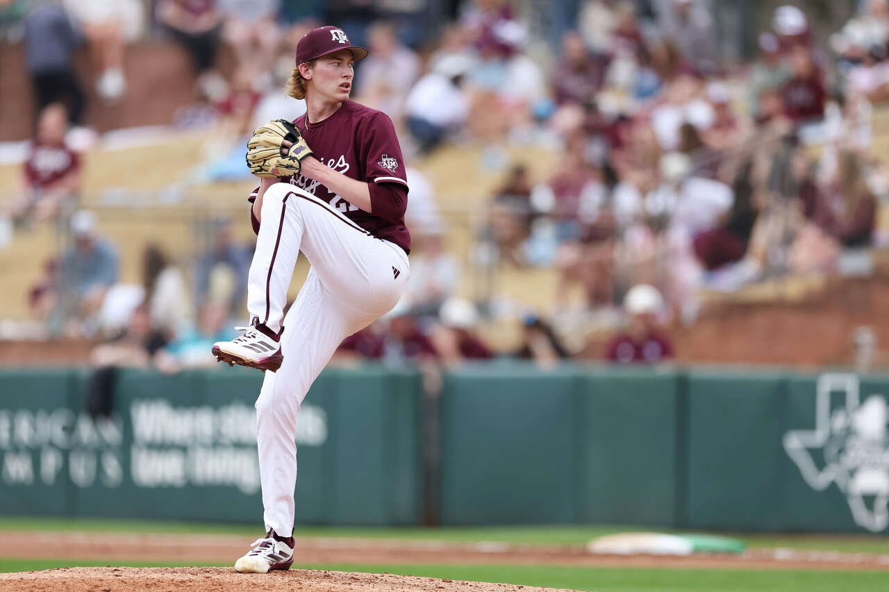 Texas A&M vs UCLA baseball: Live updates, game score for Aggies-Bruins
