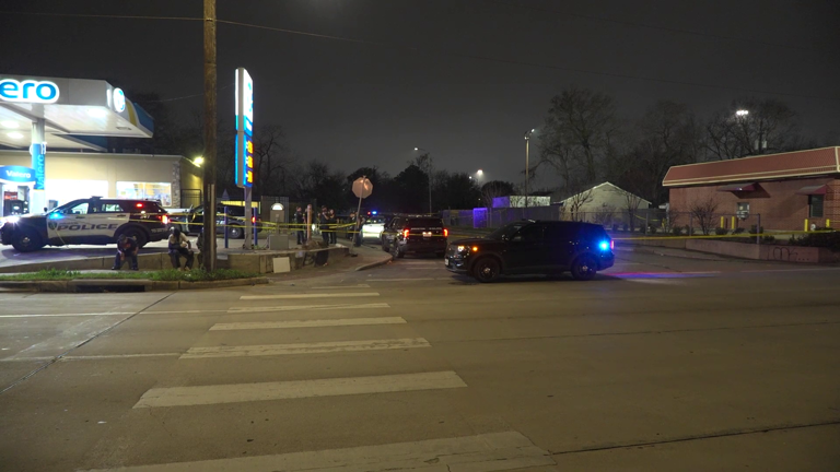 Suspect charged with murder in deadly shooting outside SE Houston gas ...