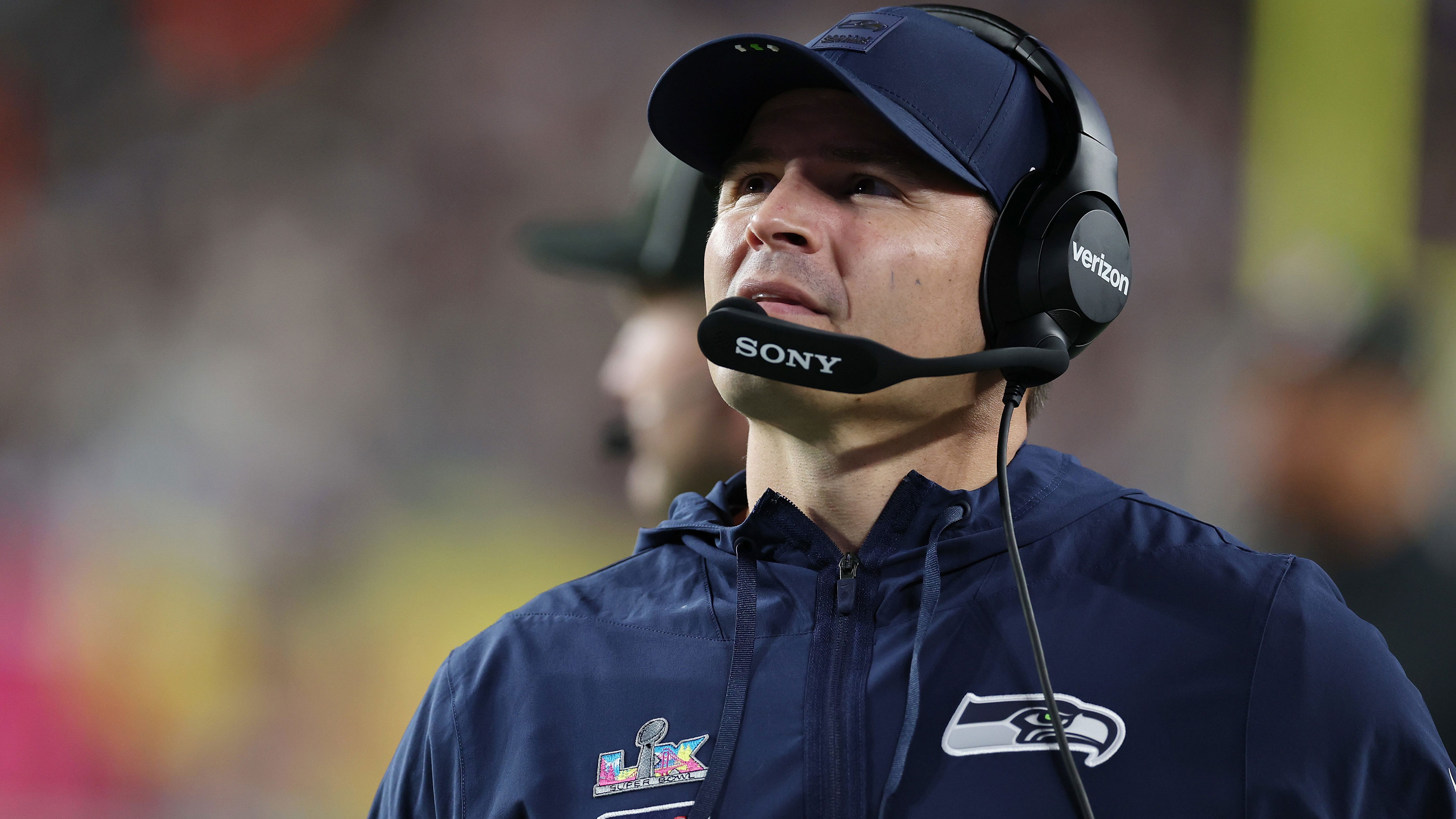 Proposed trade has Seahawks abruptly cut ties with touted quarterback<br><br>