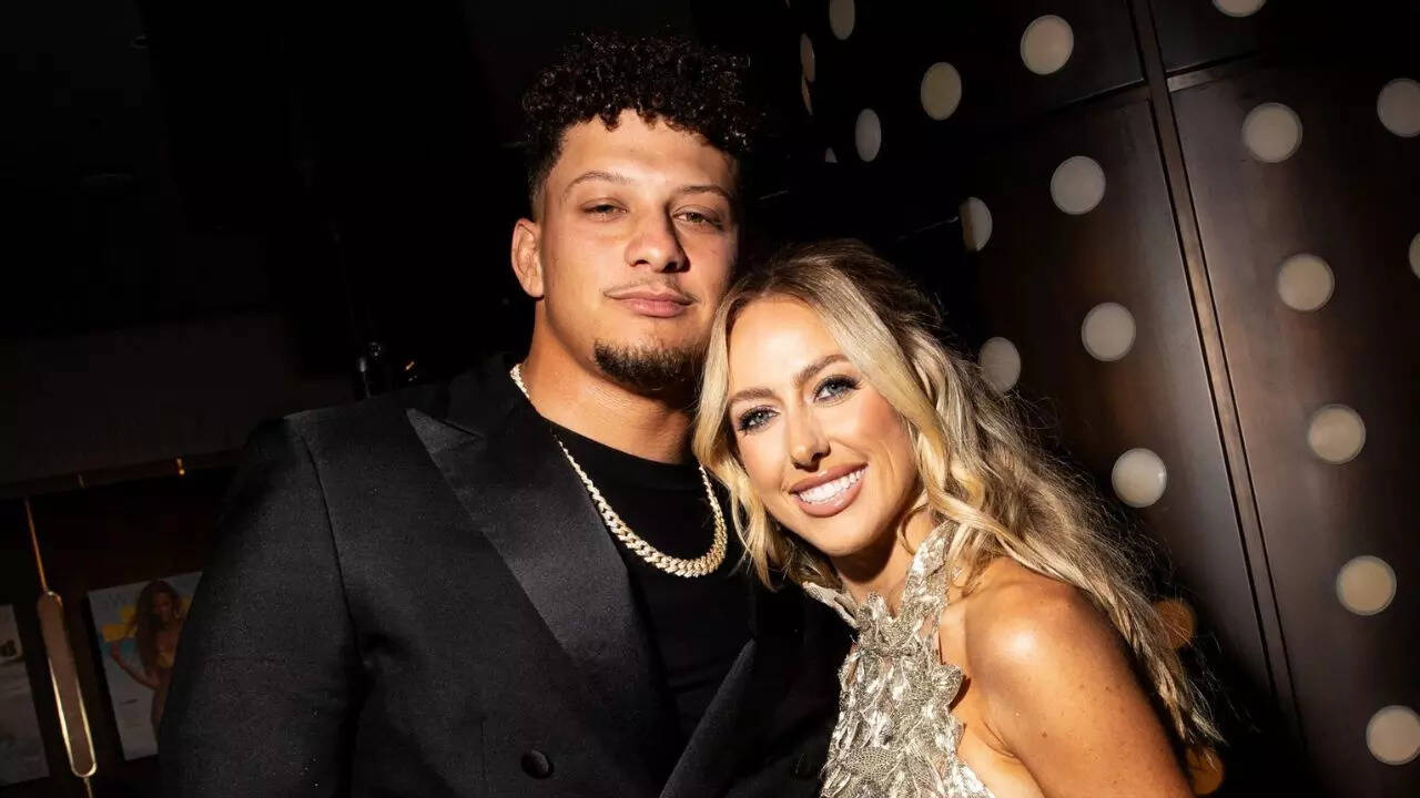 Patrick Mahomes keeps his reaction brief while Brittany Mahomes' influence  in women's sports keeps rising