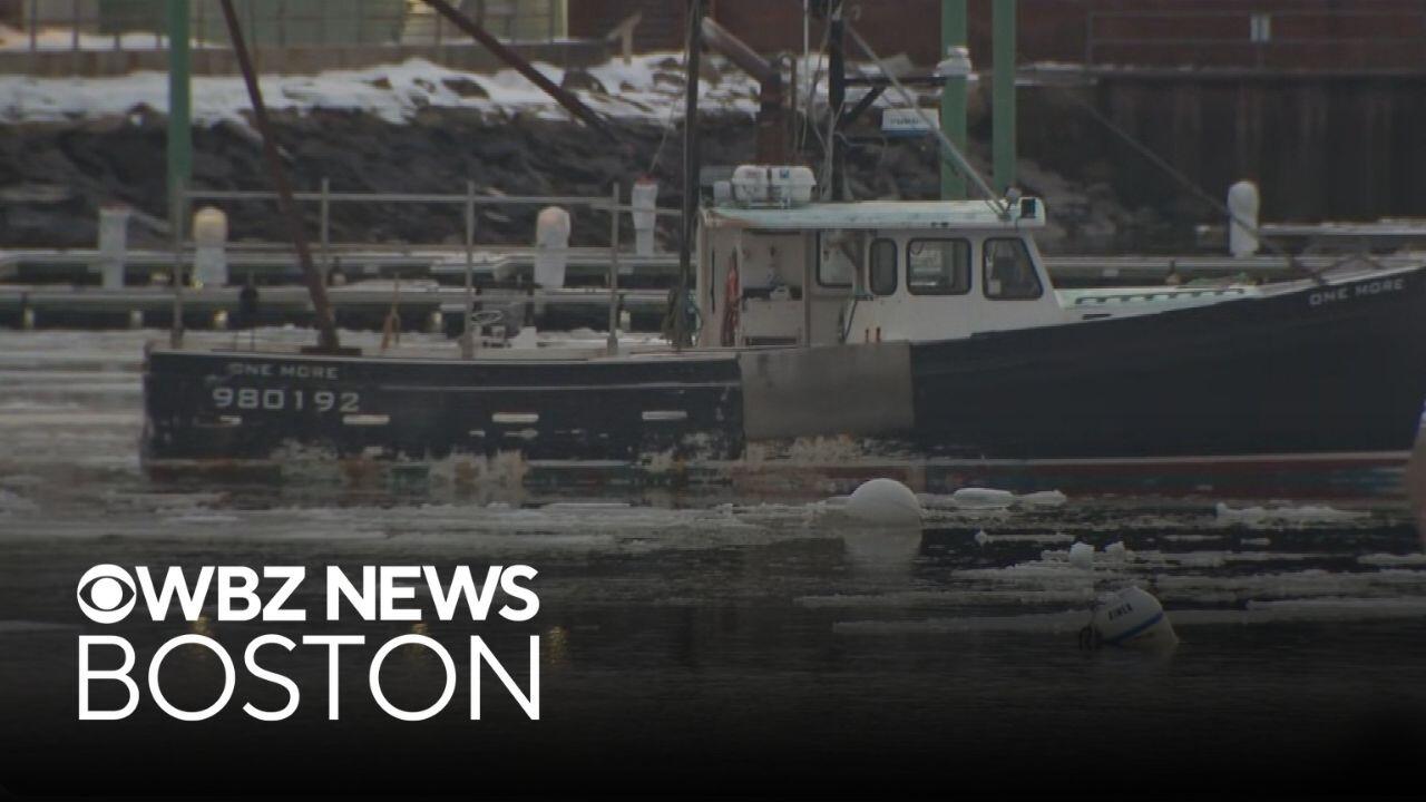 Coastal communities in Massachusetts prepare for blizzard conditions ...