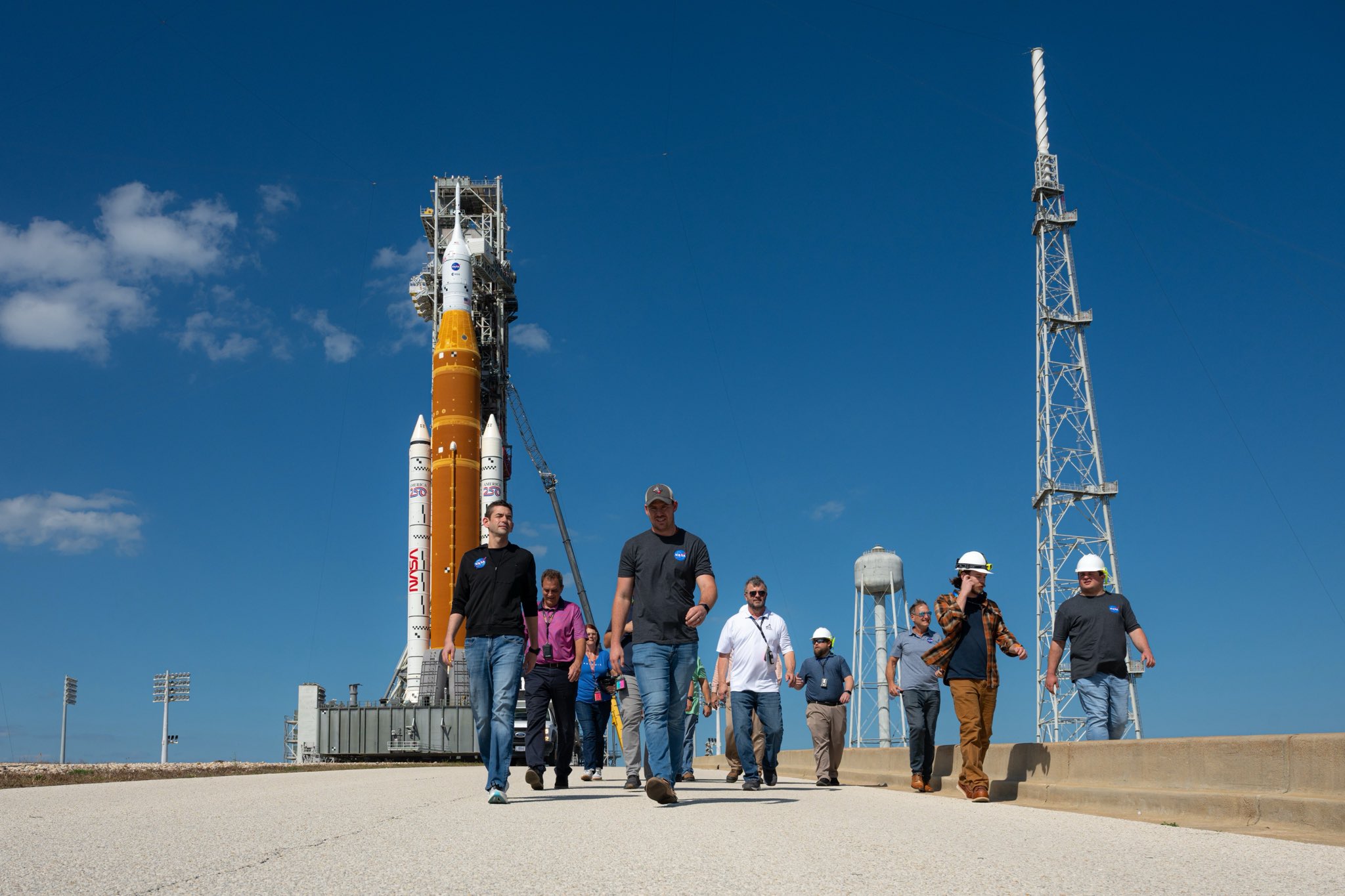 Helium problem forces NASA to delay Artemis 2 launch to the moon and ...