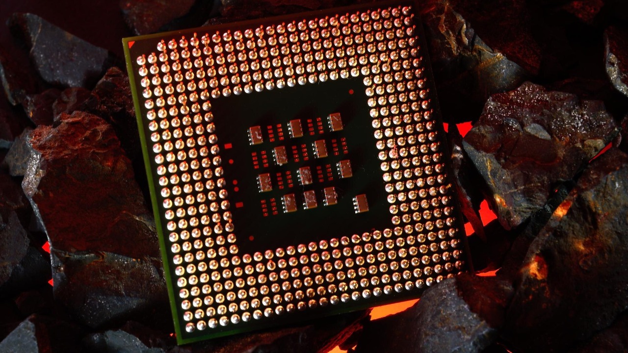 China’s 78-qubit chip tames quantum chaos to slow information loss