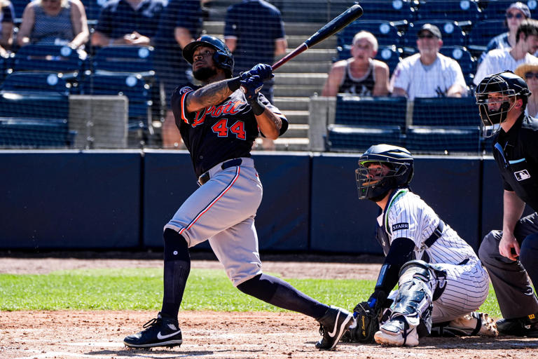 Tigers cut 5 more players from spring camp, including lefty reliever
