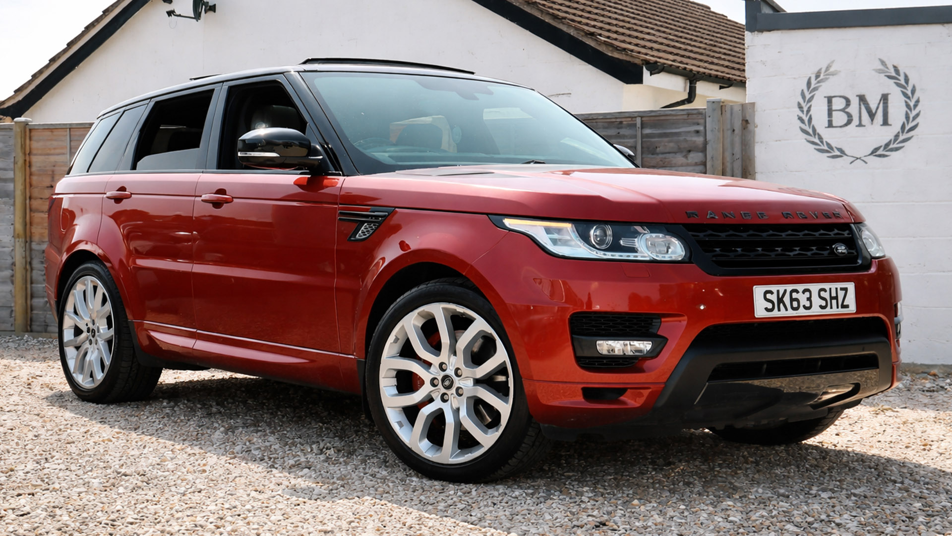 This Range Rover came with a hidden suspension problem