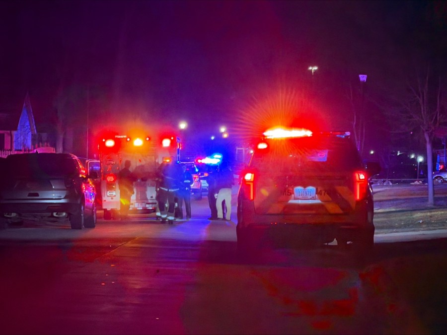 1 in life-threatening condition after northeast Fort Wayne shooting