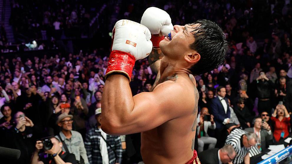 Garcia beats Barrios to claim WBC welterweight title<br><br>