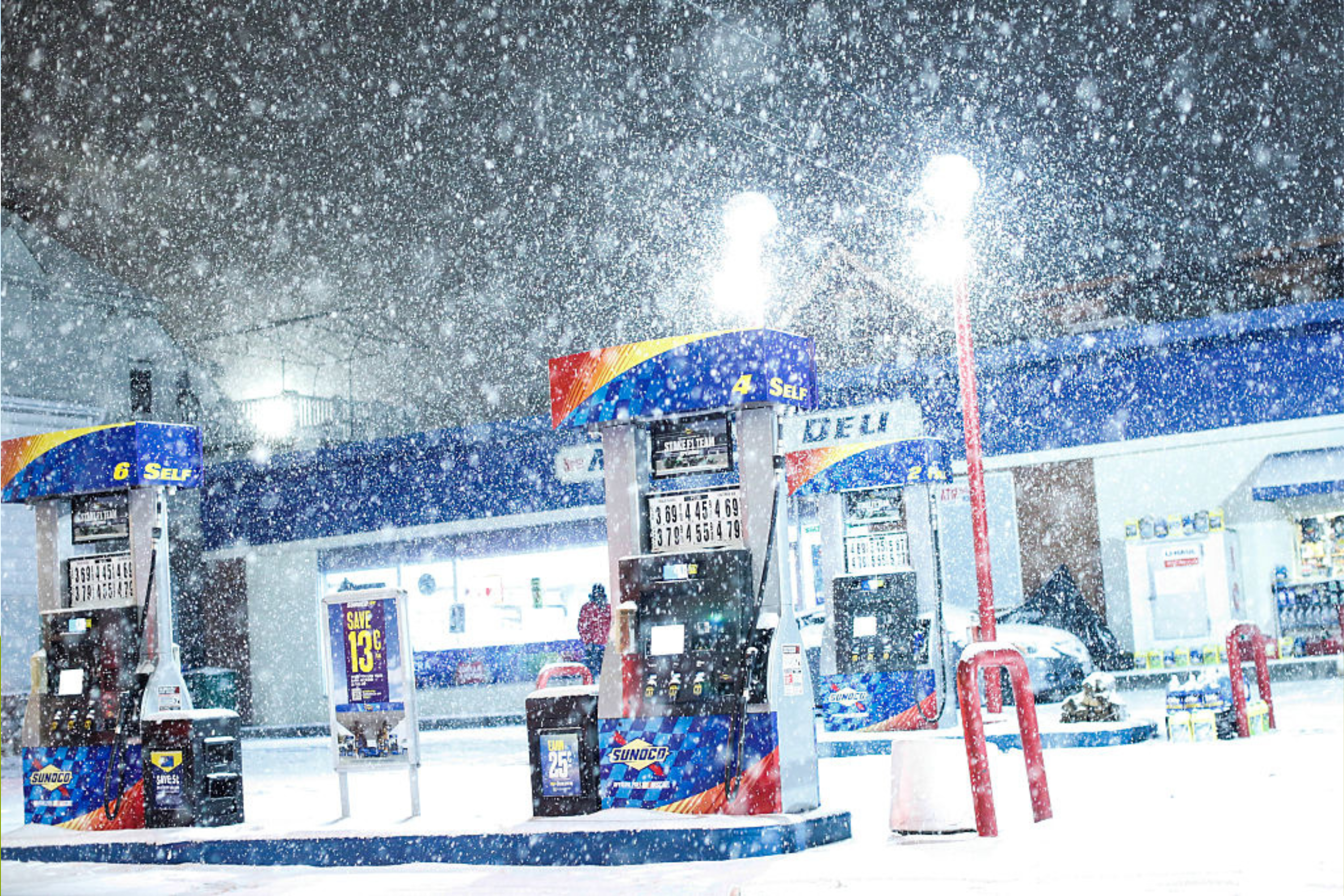 Winter storm strikes as 20 inches of snow becomes life-threatening