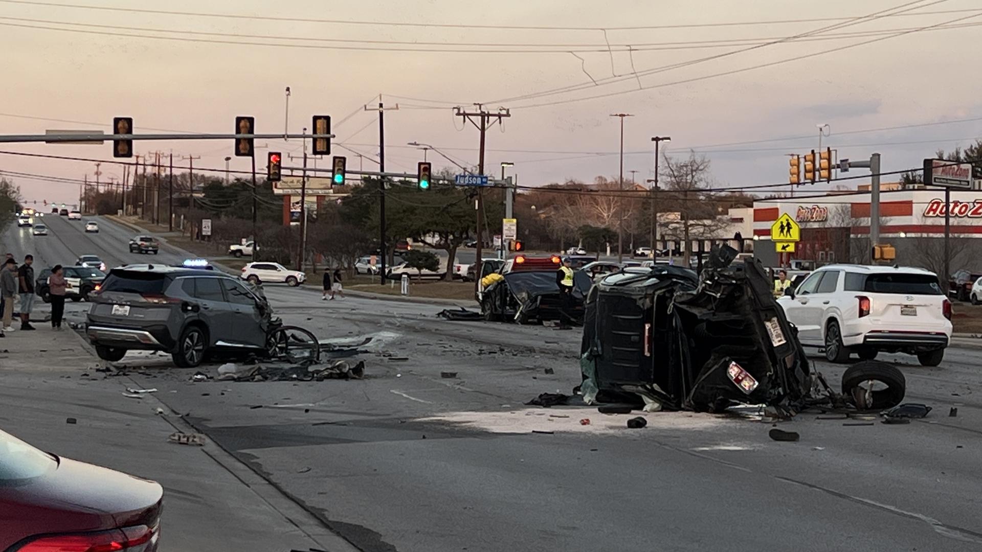 4 hospitalized after rollover crash involving 7 cars in San Antonio