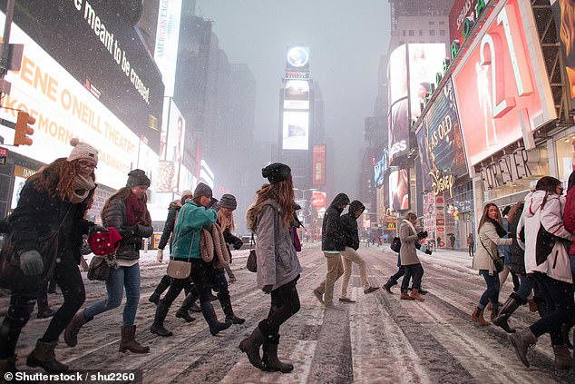 Millions of Americans brace for worst blizzard in nearly 10 years