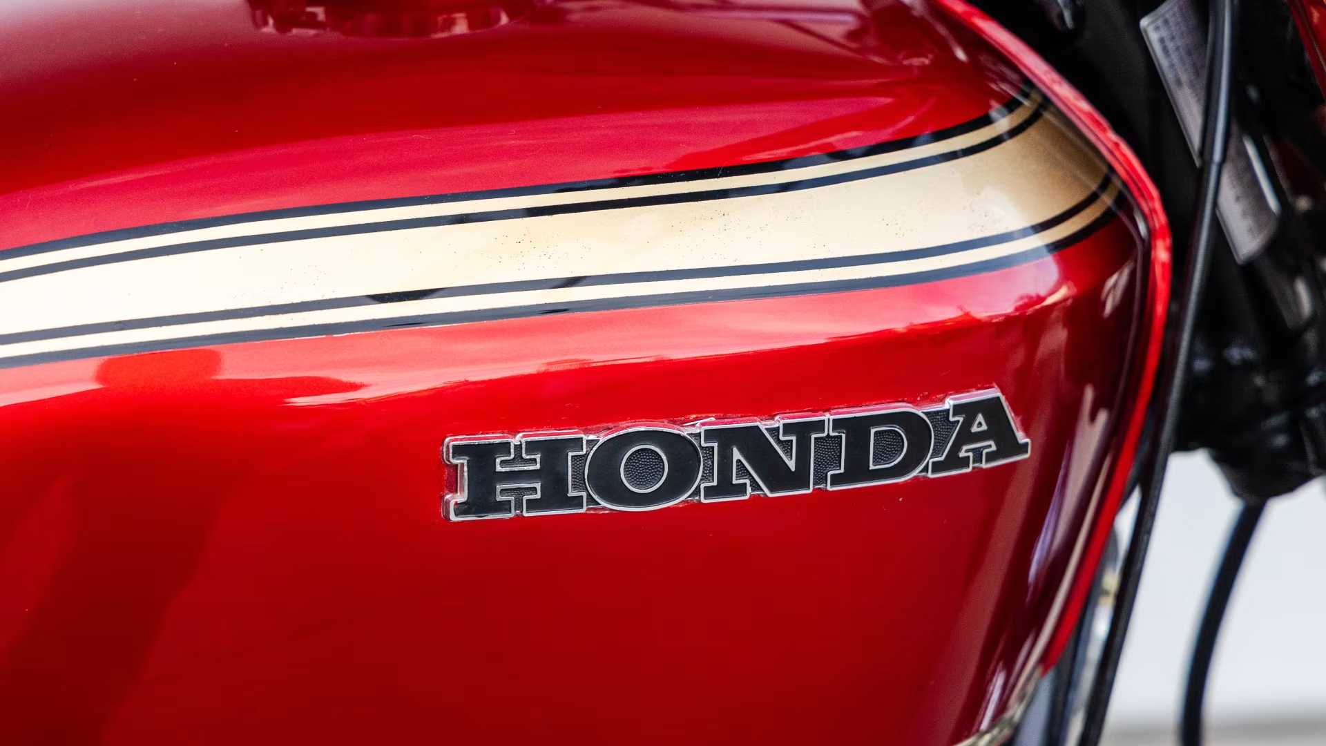 1969 Honda CB750 Engine Side