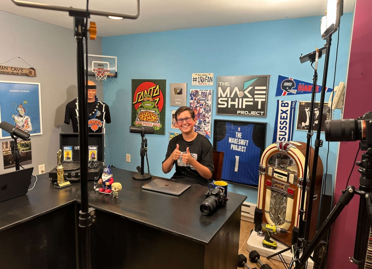 Over 100K followers get their sports news from this 15-year-old from Fairfield<br><br>