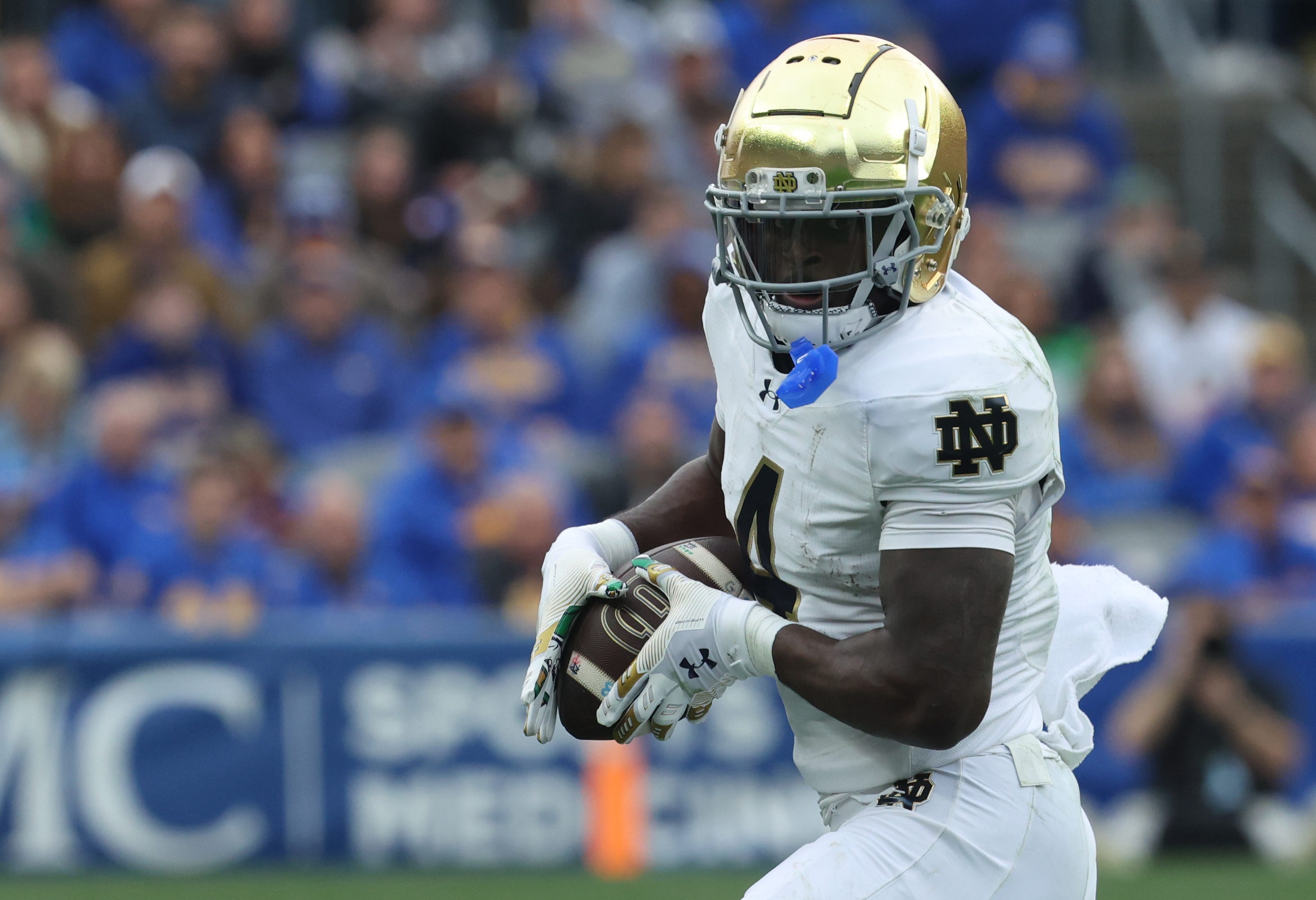 Prominent NFL insider links Commanders to Notre Dame RB Jeremiyah Love<br><br>