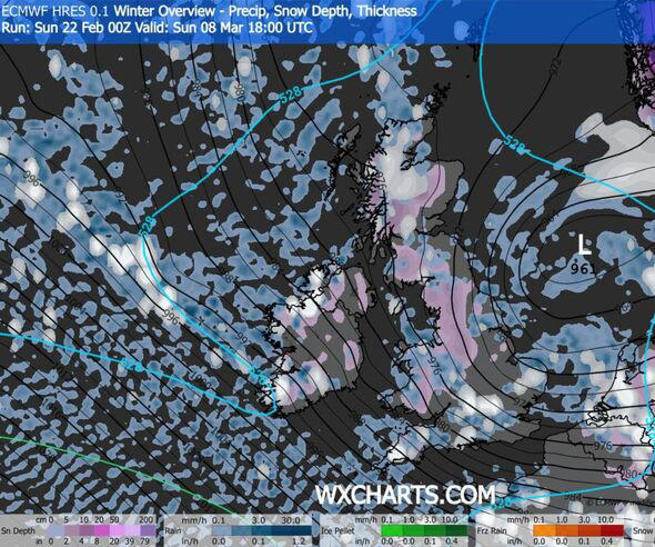 Snow maps show 90% of UK buried as blizzards hit as far south as London ...