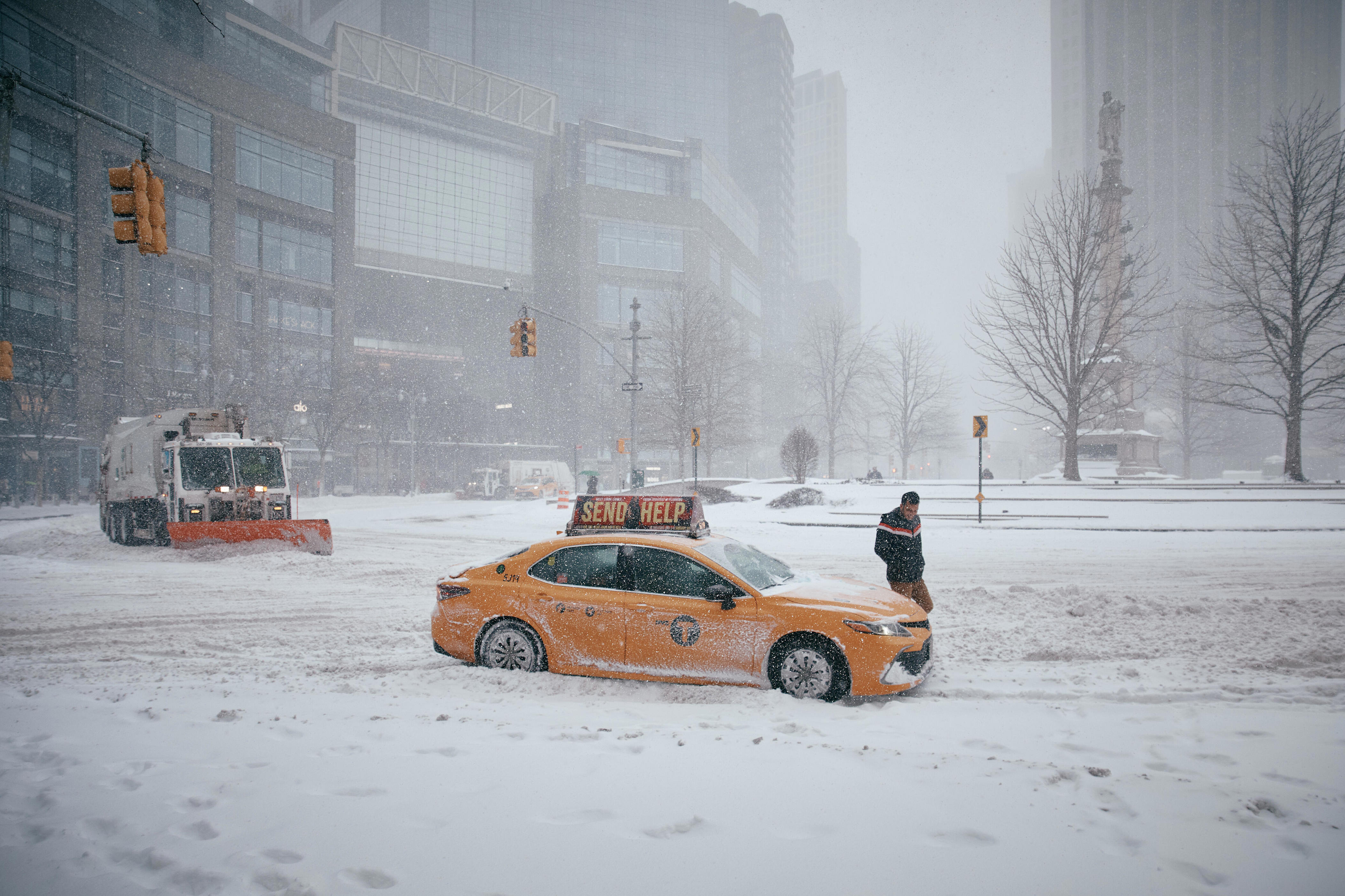 Tri-state braces for first major blizzard in nearly a decade