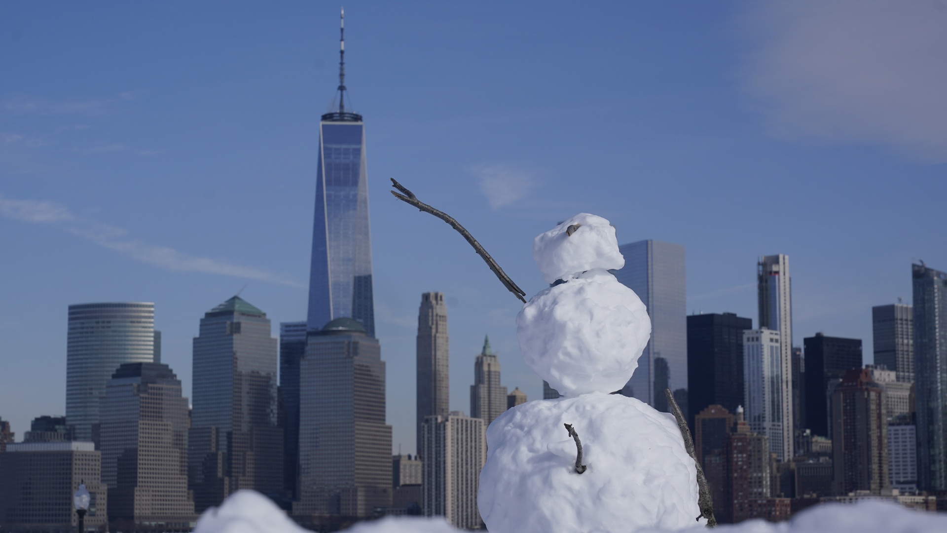 Millions under snowstorm warnings as 'bomb cyclone' set to hit Northeast