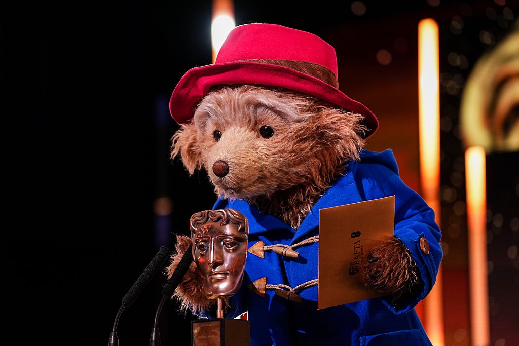 How does Paddington appear on stage live?