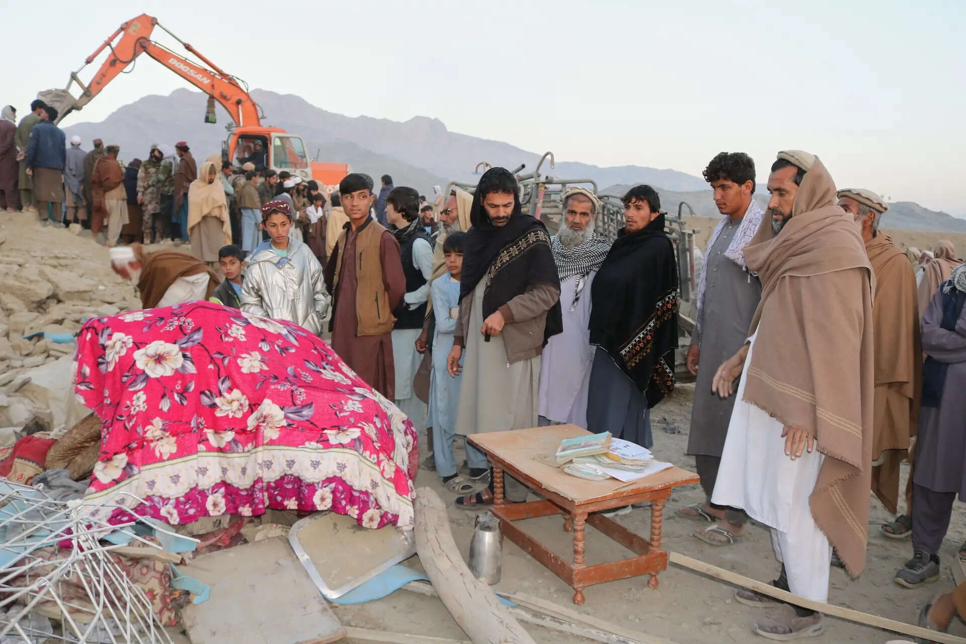 Pakistan claims to have killed at least 70 militants in strikes along ...