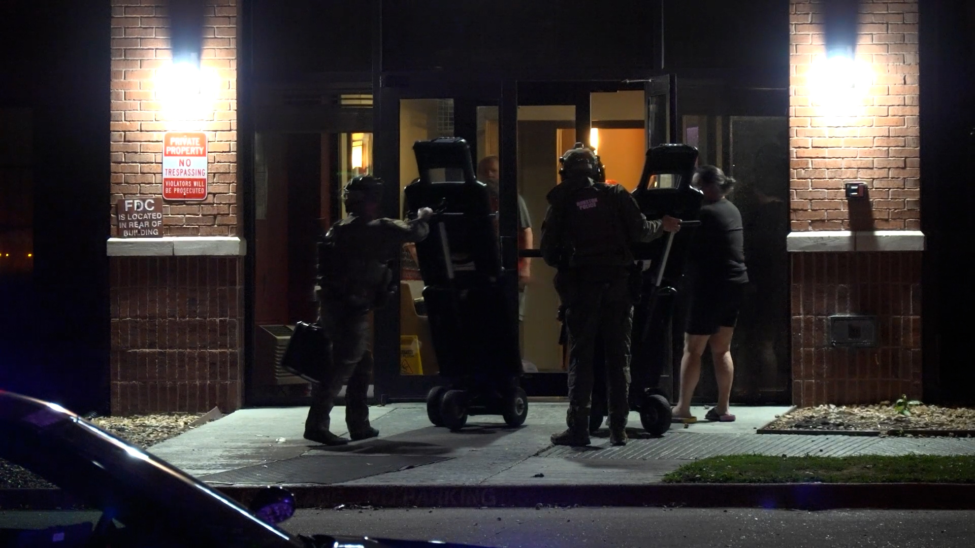 HPD update: Man taken into custody after hours-long standoff at north ...