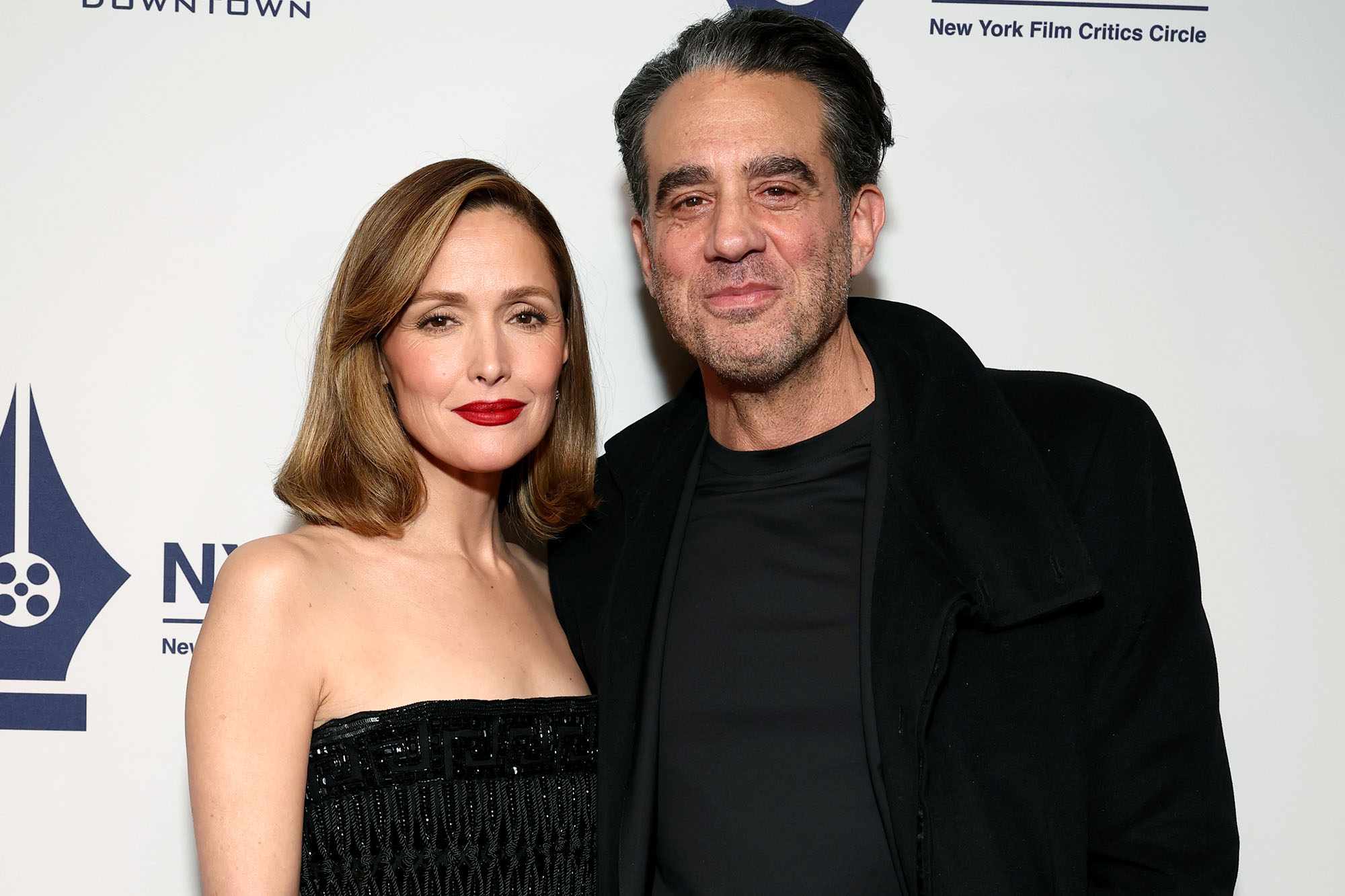 Rose Byrne defiende a Bobby Cannavale por perderse su Globo de Oro para asistir a una exposición de reptiles