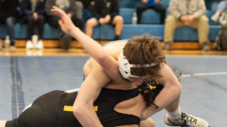 Iowa commit Sean Kenny makes a stunning return; powers NJ wrestling ...