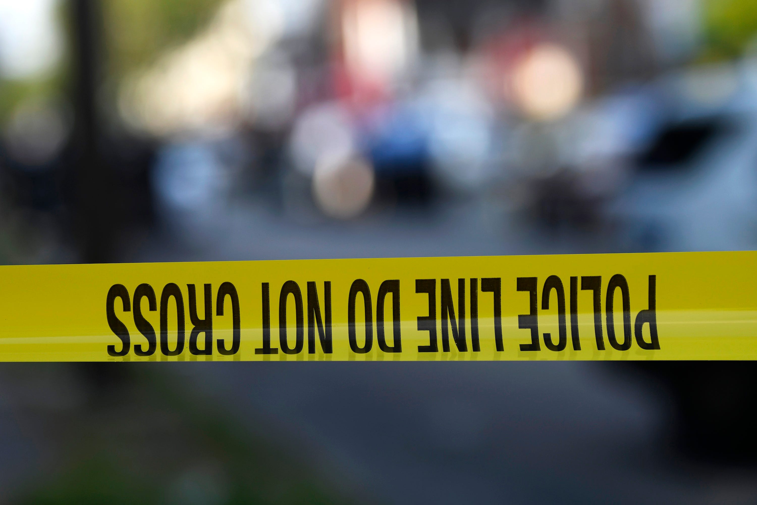 2 killed after crash into Detroit building, police say; driver held
