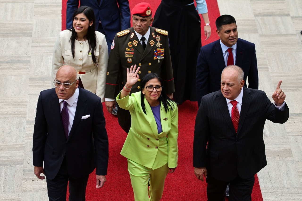 Venezuela’s leaders killed the economy. They are still in charge.
