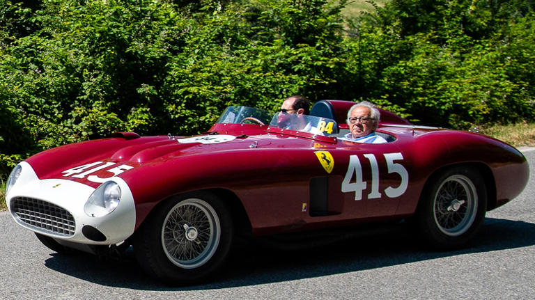 Am I wrong, or does this four-cylinder Ferrari racing engine sound like ...