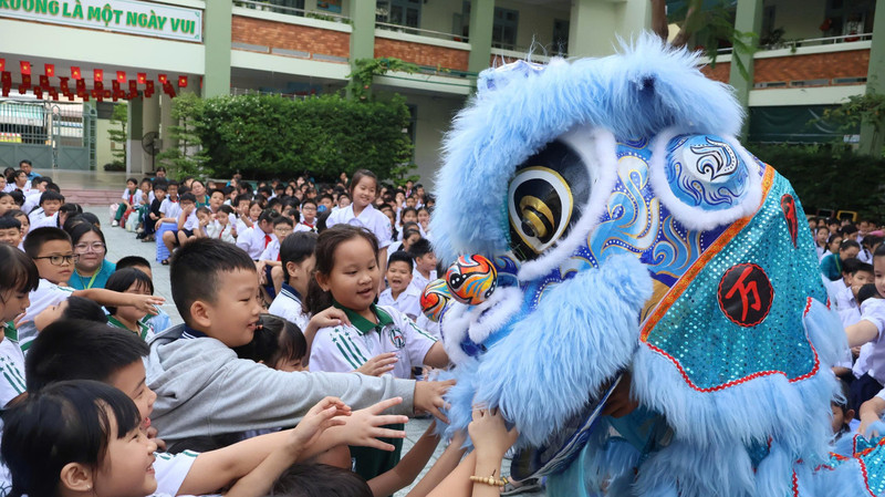 Sau nghỉ Tết dài, hiệu trưởng hiến kế tăng mood cho học sinh ngày trở lại