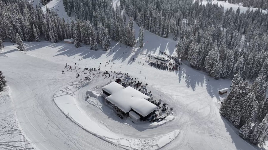 Snowmobiler buried in Snake Creek avalanche, search and rescue mission ongoing<br>