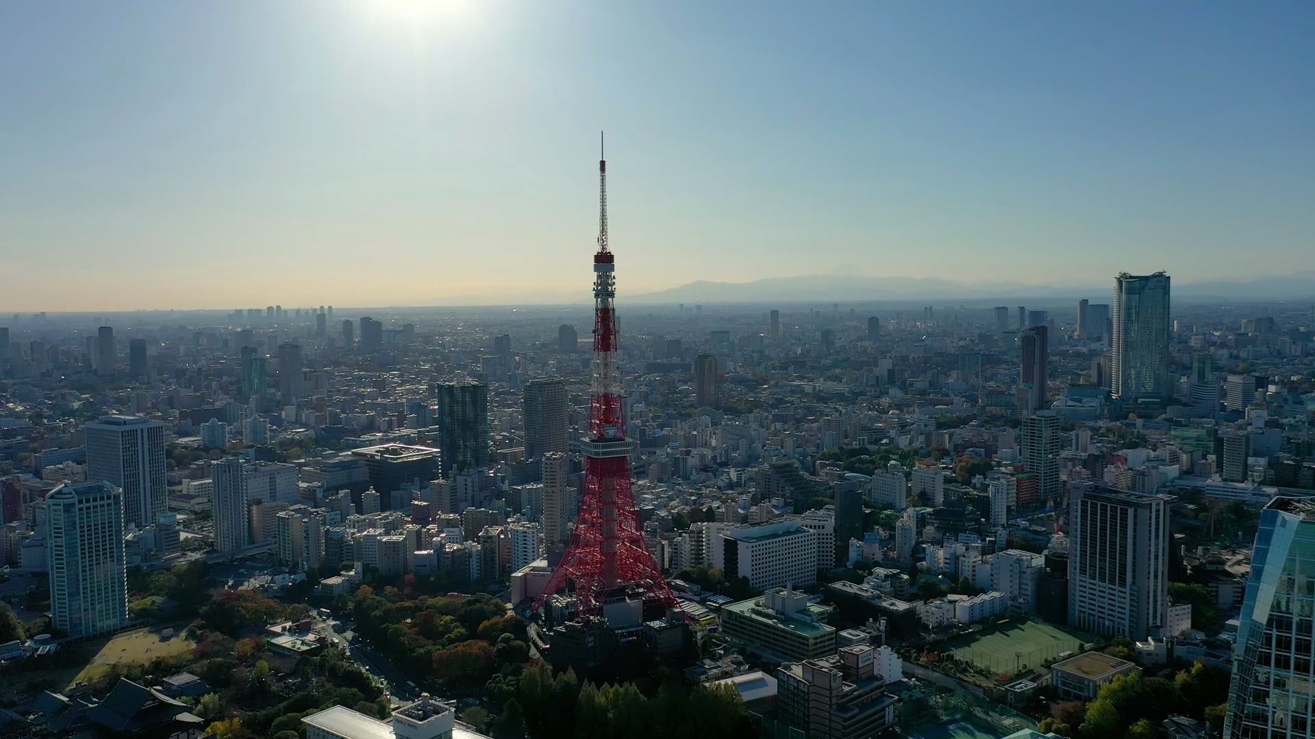 tokion-torni-drone-kierros-japanin-p-kaupungin-ikonissa
