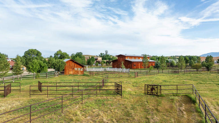 This 191-acre New Mexico ranch for sale has us wanting to ditch Texas