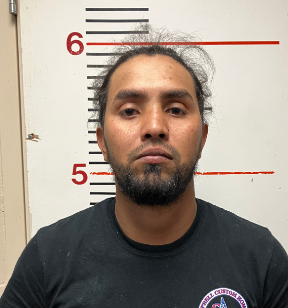 3 arrested after suspected meth found in vehicle with infant in Palestine