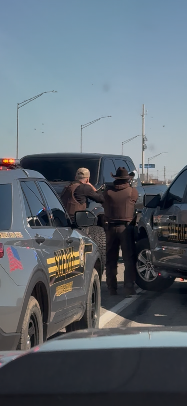 Unclothed driver arrested after high-speed chase in eastern Oklahoma