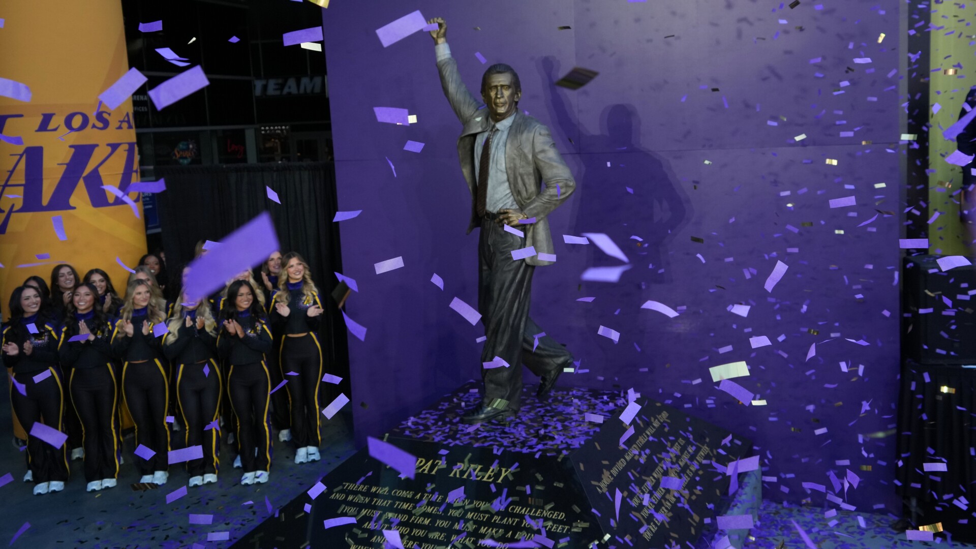 Lakers coaching legend Pat Riley gets his statue in LA
