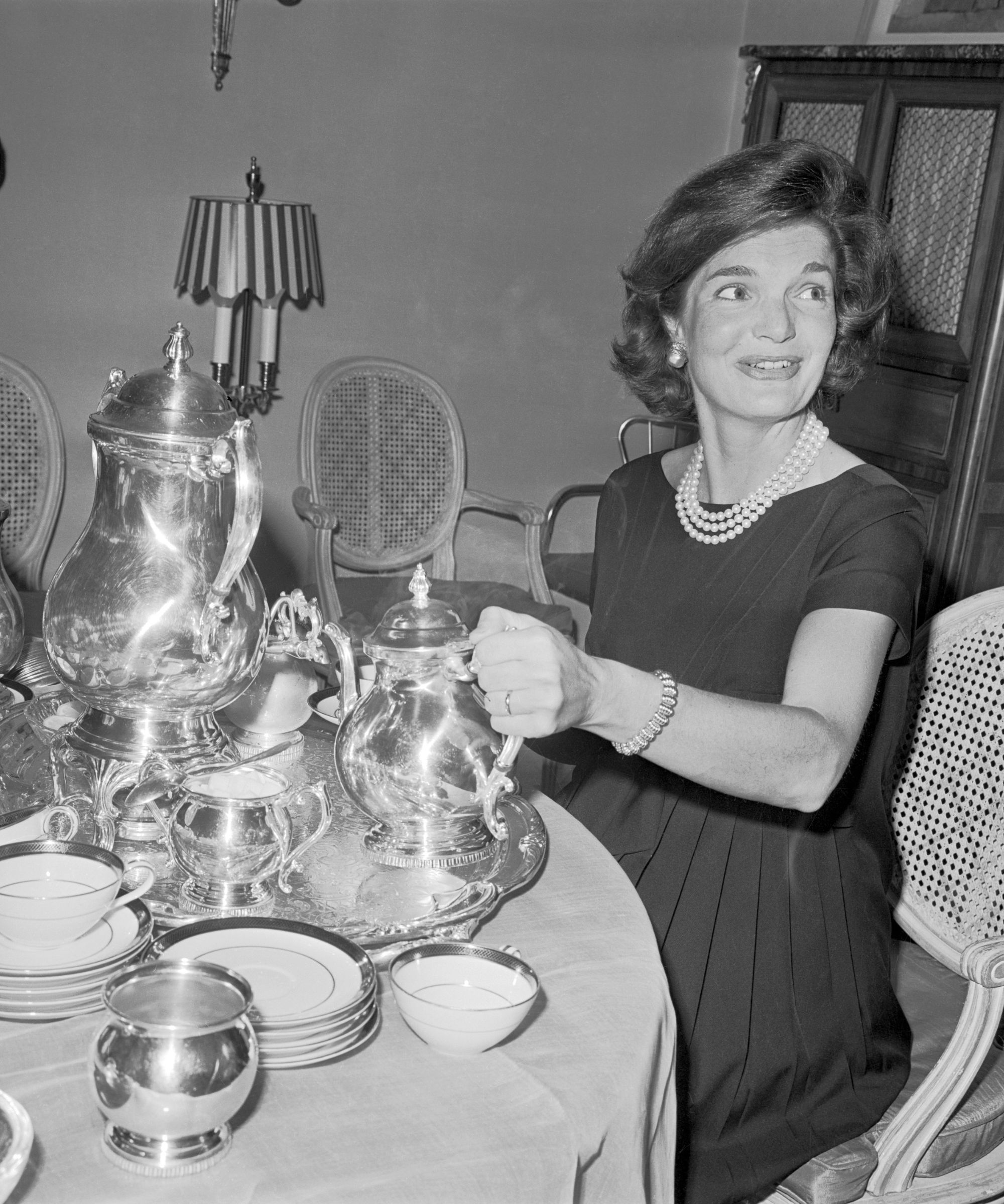 Jackie Kennedy's elegant tea service transcends table trends