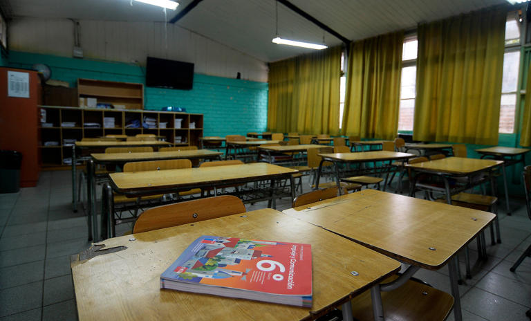 Suspenden clases en 14 municipios del Edomex tras detención de El Mencho