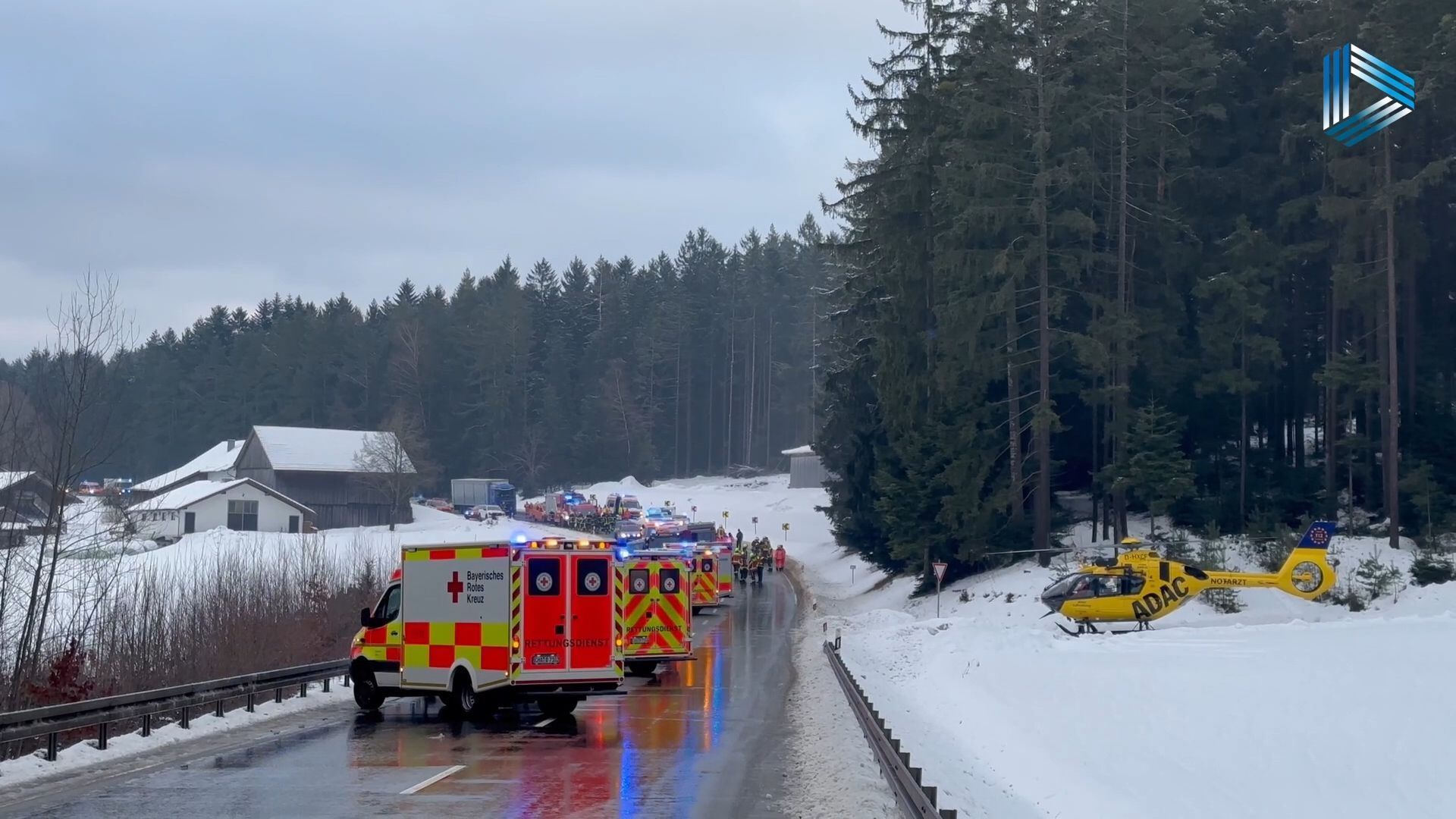 B85 Vollsperrung Massenkarambolage Unfall B85 Heute Sorgt Fur Chaosfeed