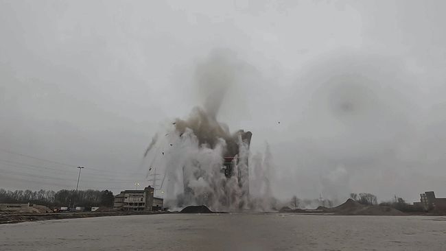 Dramatic controlled explosion brings down 275-meter-high chimney at ...