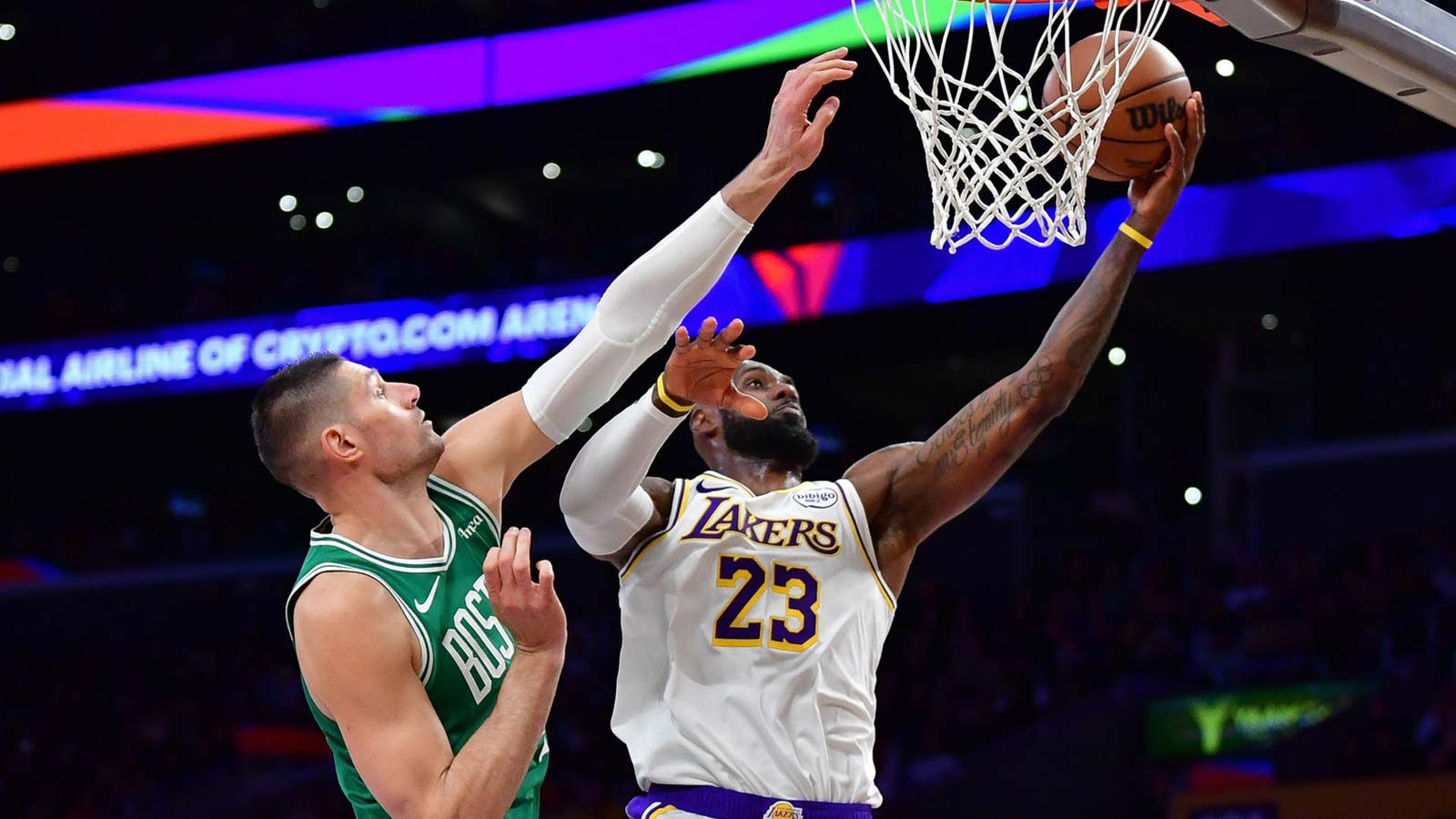 Lakers’ LeBron James shows major respect to Pat Riley after incredible ...
