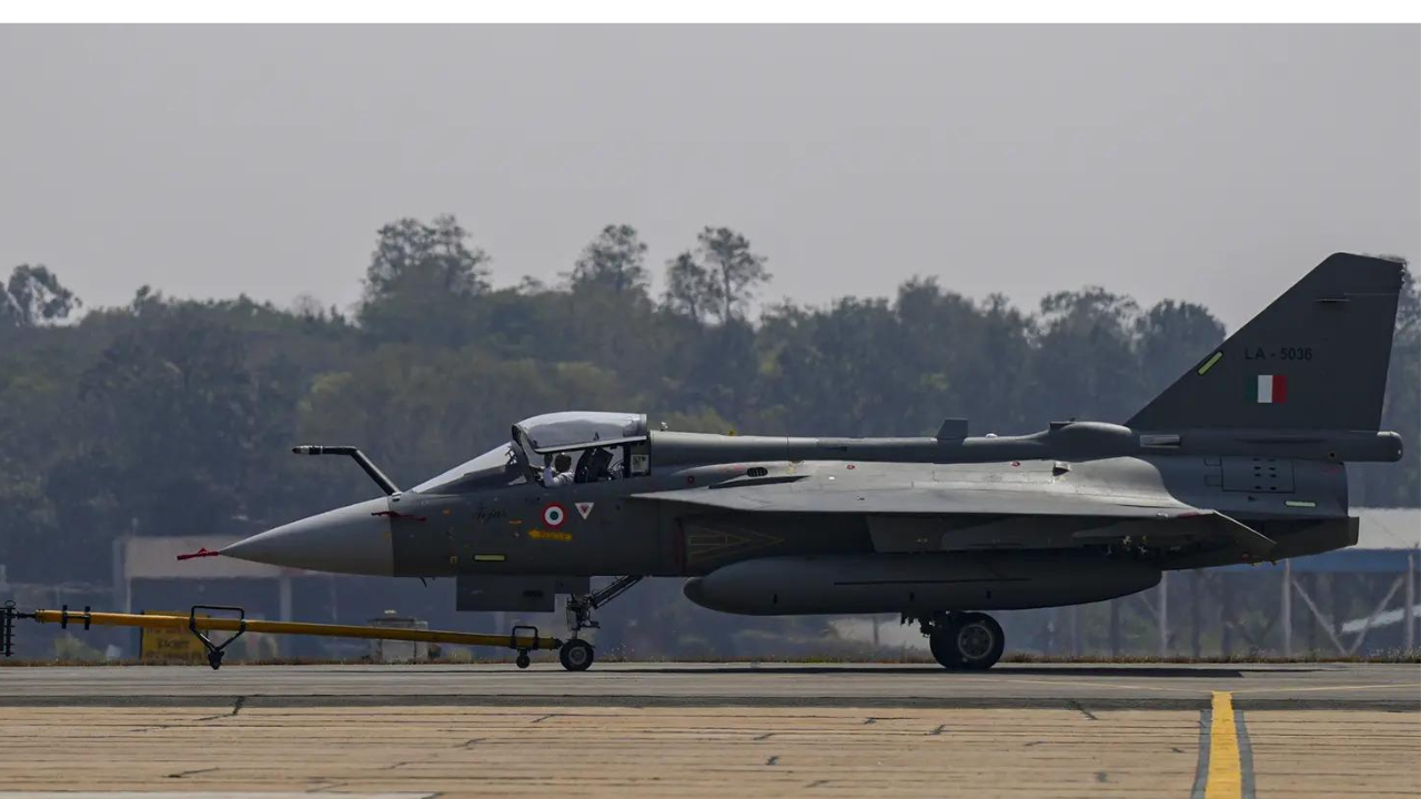 'Minor incident on ground': HAL dismisses Tejas 'crash' reports ...