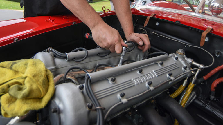 Am I wrong, or does this four-cylinder Ferrari racing engine sound like ...