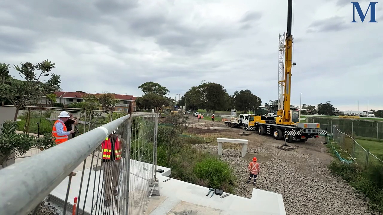 Timelapse of a foot bridge connecting Shellharbour Village and Shell ...