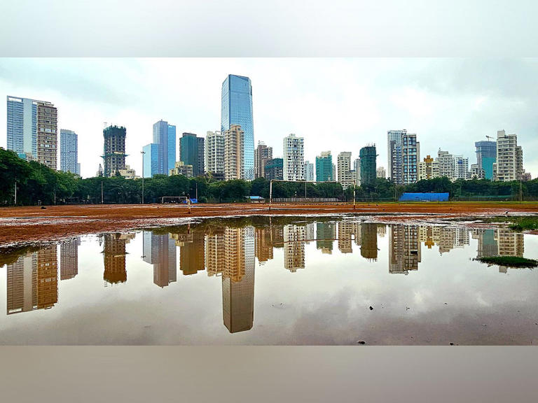 With Rs 24,120 cr of sales, Gurugram overtakes Mumbai to become largest ...